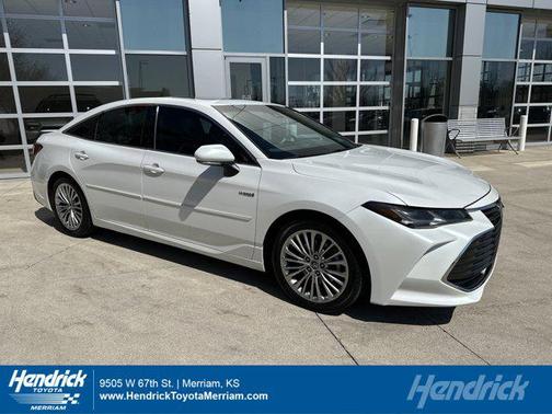 Wind Chill Pearl 2020 Toyota Avalon Hybrid Limited