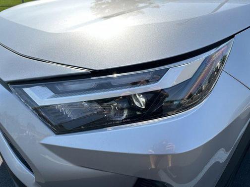 2023 Toyota RAV4 Hybrid LE