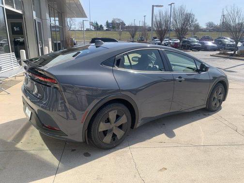 2024 Toyota Prius LE