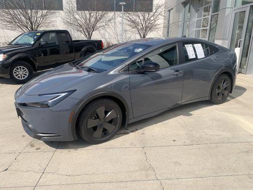 2024 Toyota Prius LE