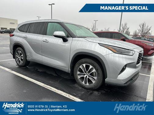 2022 Toyota Highlander Hybrid XLE