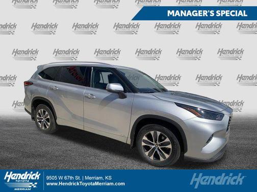2022 Toyota Highlander Hybrid XLE