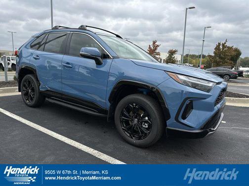 2025 Toyota RAV4 Hybrid SE