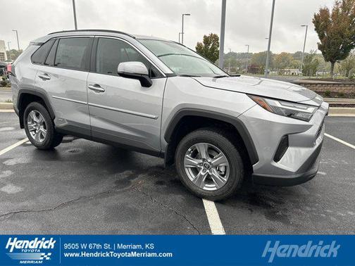 2025 Toyota RAV4 Hybrid XLE