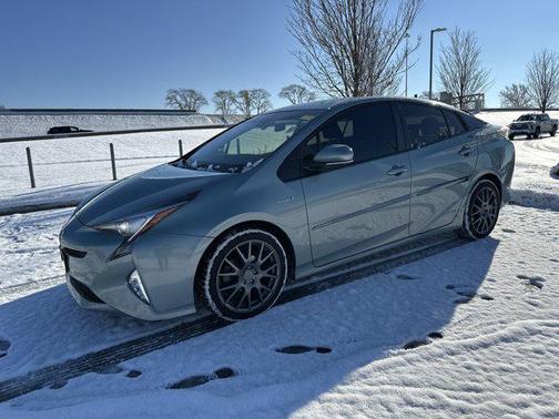 2017 Toyota Prius Three Touring