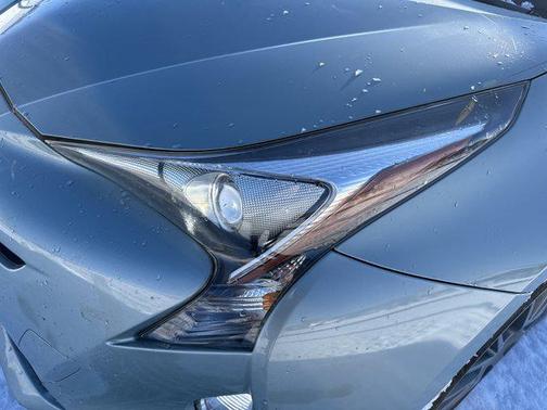 2017 Toyota Prius Three Touring