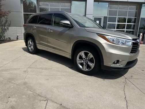 2016 Toyota Highlander Limited
