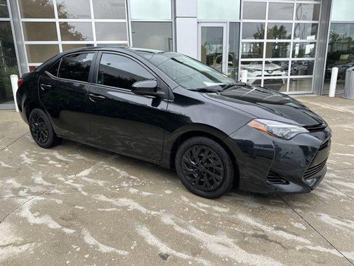 Black Sand Pearl 2017 Toyota Corolla LE