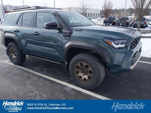 2026 Toyota 4Runner Hybrid Trailhunter