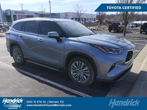 2022 Toyota Highlander Platinum