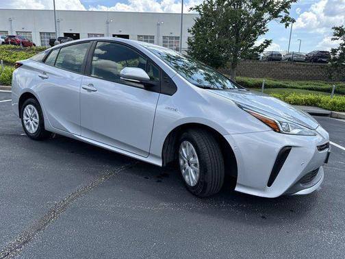 2021 Toyota Prius LE