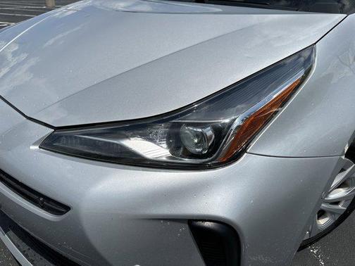 2021 Toyota Prius LE