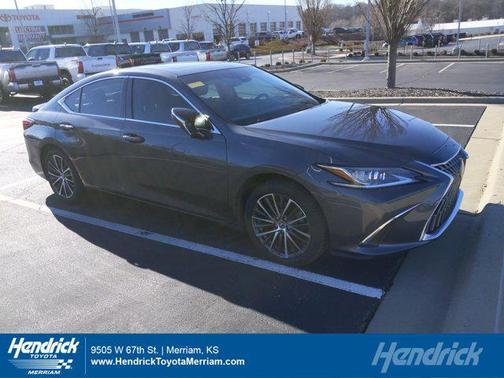 2023 Lexus ES 350 Base