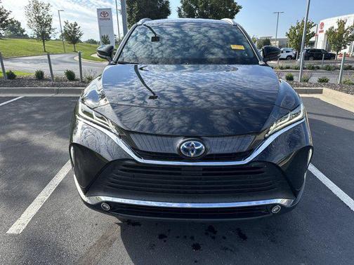 2021 Toyota Venza XLE