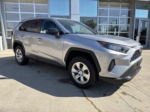 Silver Sky Metallic 2022 Toyota RAV4 LE