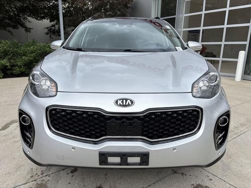 Sparkling Silver 2018 Kia Sportage EX