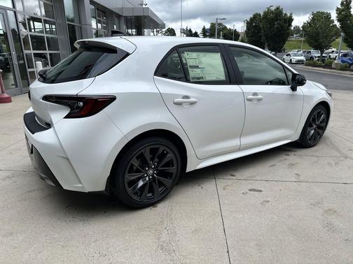 Ice Cap 2026 Toyota Corolla XSE