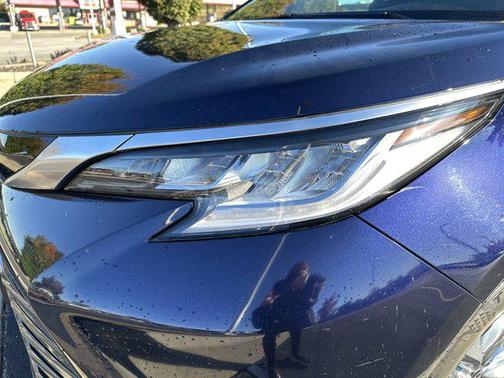 2024 Toyota Sienna Limited