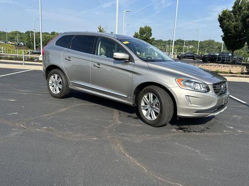 2016 Volvo XC60 T6 Platinum