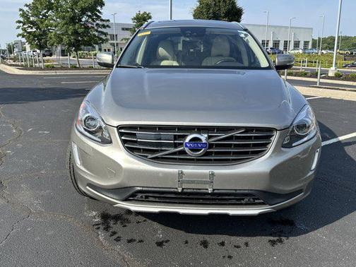 2016 Volvo XC60 T6 Platinum