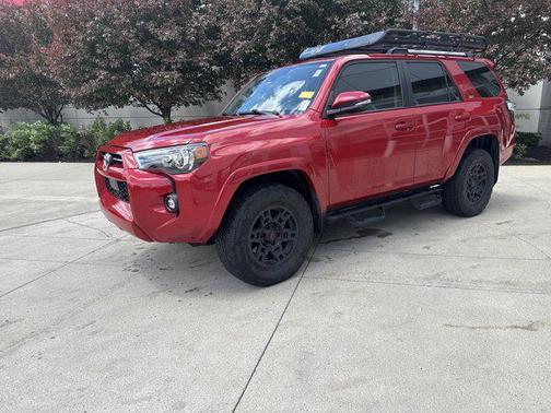 Barcelona Red Metallic 2022 Toyota 4Runner SR5 Premium