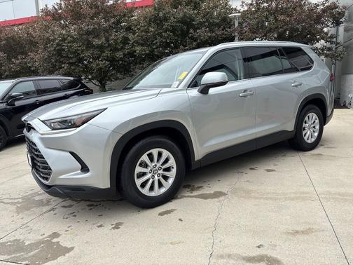 Celestial Silver Metallic 2025 Toyota Grand Highlander XLE
