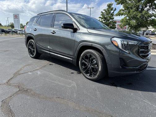 2020 GMC Terrain SLT