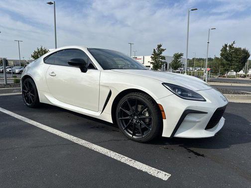 2023 Toyota GR86 Premium