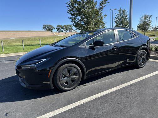 2024 Toyota Prius LE