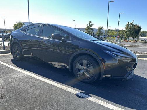 2024 Toyota Prius LE