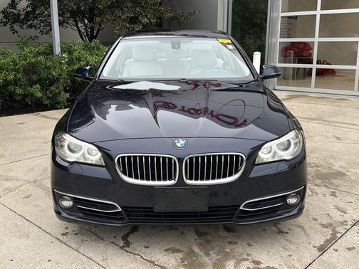 Imperial Blue Metallic 2016 BMW 528 xDrive