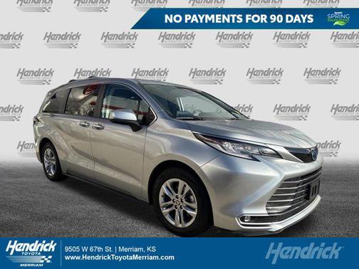 2023 Toyota Sienna Limited