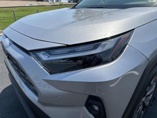 2023 Toyota RAV4 Hybrid Limited