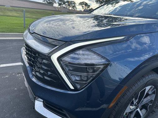 2025 Kia Sportage Hybrid EX