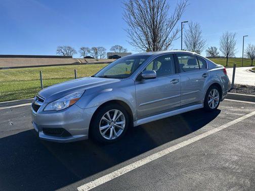 2013 Subaru Legacy Premium