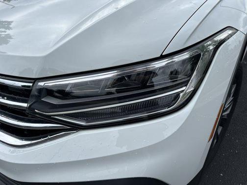 2024 Volkswagen Tiguan 2.0T SE 4MOTION