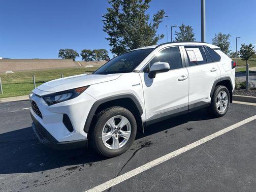 2021 Toyota RAV4 Hybrid LE