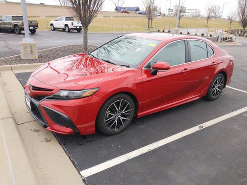 2021 Toyota Camry SE