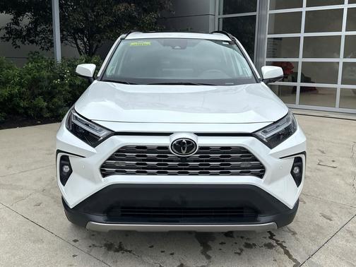 Wind Chill Pearl 2024 Toyota RAV4 Limited