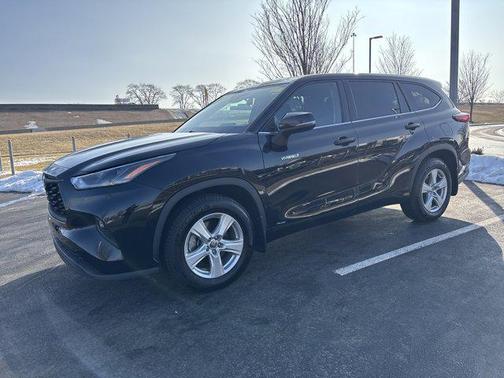 2021 Toyota Highlander Hybrid LE
