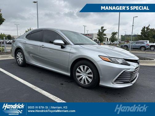 2024 Toyota Camry Hybrid SE
