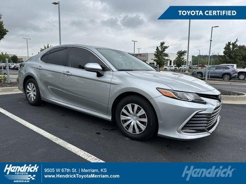 2024 Toyota Camry Hybrid SE
