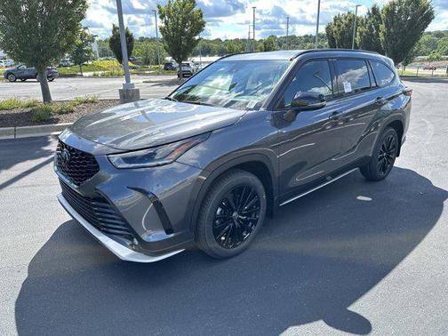 2024 Toyota Highlander XSE