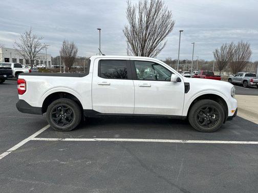 2023 Ford Maverick Lariat