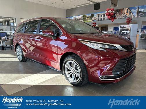 2026 Toyota Sienna Limited