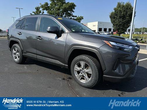 2022 Toyota RAV4 Hybrid XLE
