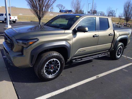 2025 Toyota Tacoma TRD Off Road