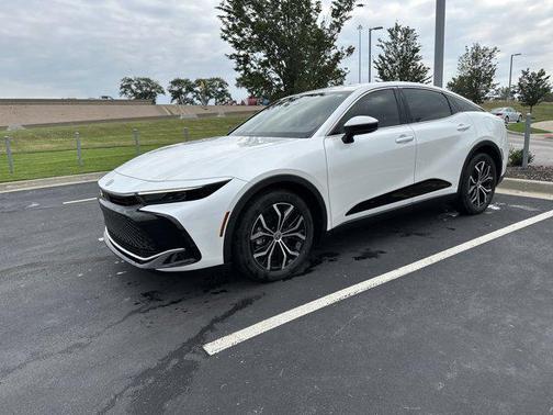 2023 Toyota Crown XLE