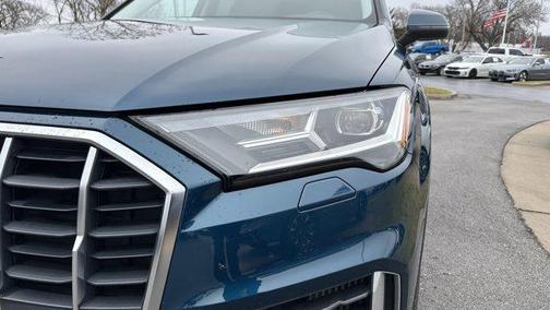 2022 Audi Q7 55 Premium