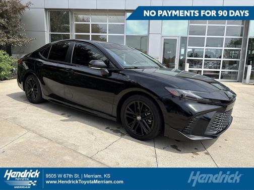 Midnight Black Metallic 2025 Toyota Camry SE